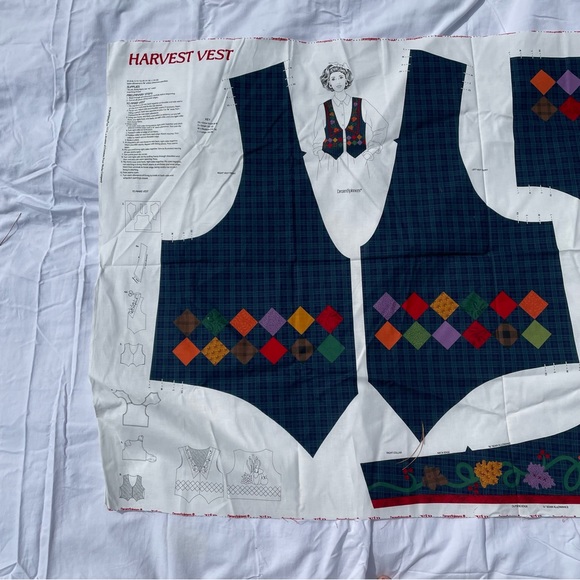 Dream Spinners Vintage harvest vest fabric sewing pattern - Picture 7 of 8
